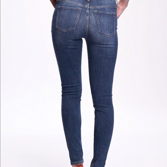 ✨SOLD✨ Old Navy Mid-Rise Rockstar Sculpt Jeans 6 - Picture 4 of 4